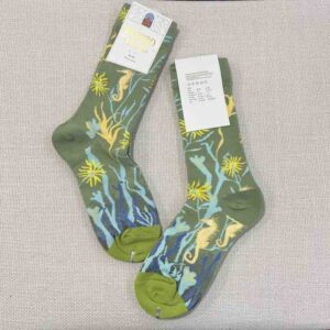 Green seahorse / botanical socks