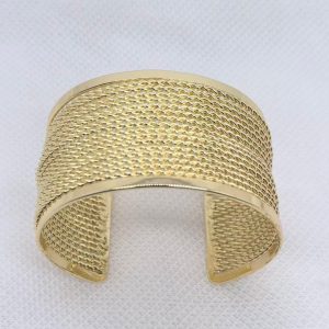 Gilded weave mesh cuff with a textured, interlaced design. | Lemme Buy